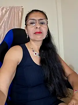 Natasha 50 online show from September 2025 01:05:01 AM