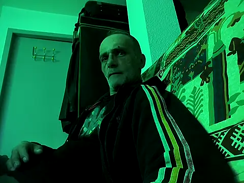 jackoli online show from April 2026 10:10:02 PM