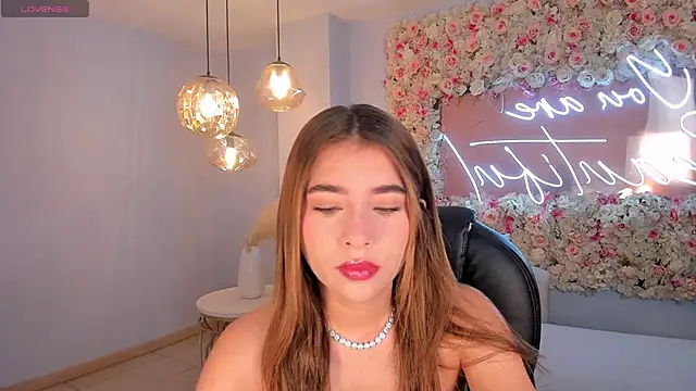 IbizaJacobs online show from November 2025 12:28:02 PM