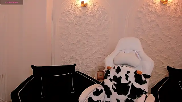 LiamCarterX online show from April 2026 05:43:02 PM