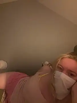 hazel wood21 online show from October 2025 07:18:02 AM