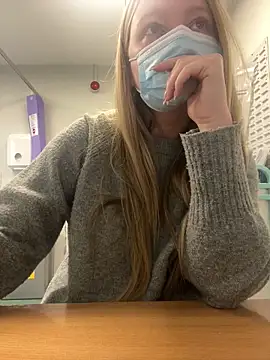 hazel wood21 online show from February 2026 12:05:02 PM