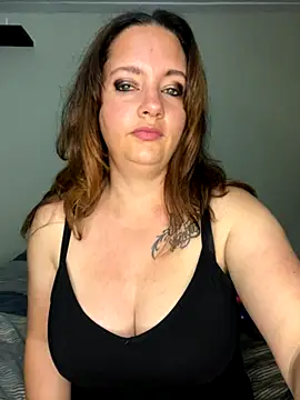 XADICTIVEX online show from October 2025 08:10:01 PM