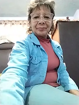 OliviaMorris1 online show from May 2026 03:30:02 PM