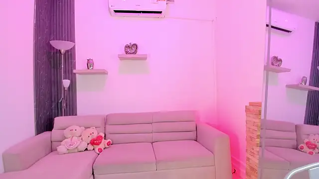 anuskah online show from December 2025 07:42:02 PM