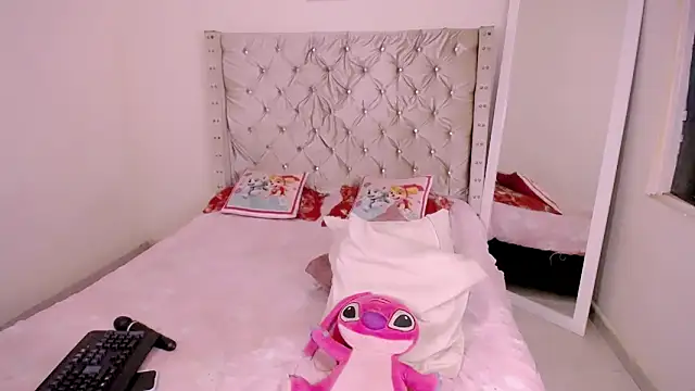 Snapshot of bonniebakerz1 chatting on February 2026 11:42:02 PM bonniebakerz1 online show from February 2026 11:42:02 PM