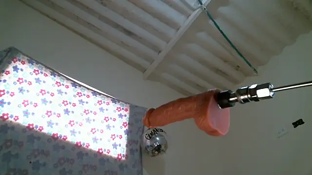 Monserrat Sweet online show from November 2025 07:05:02 PM