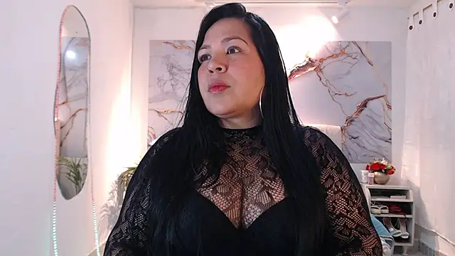 Snapshot of Ashley_Grahaam chatting on October 2025 08:29:02 PM Ashley Grahaam online show from October 2025 08:29:02 PM