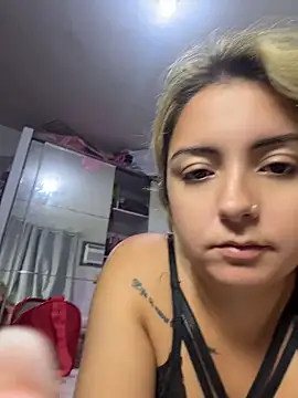 Snapshot of sophiemonroevip chatting on April 2026 08:43:02 PM sophiemonroevip online show from April 2026 08:43:02 PM
