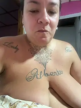 Snapshot of valen1891 chatting on January 2026 07:17:02 PM valen1891 online show from January 2026 07:17:02 PM