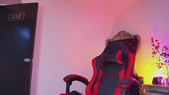 Lucass love online show from March 2026 01:25:01 PM