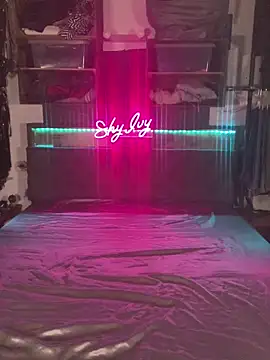 Snapshot of Shy_Ivy chatting on September 2025 08:24:02 PM Shy Ivy online show from September 2025 08:24:02 PM