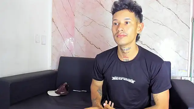 Asthondream  online show from November 2025 10:29:01 AM