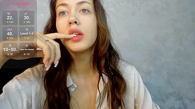 Snapshot of SaraMoren0 chatting on September 2025 08:13:02 AM SaraMoren0 online show from September 2025 08:13:02 AM