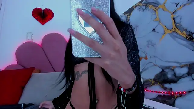 minnari online show from February 2026 06:06:02 PM