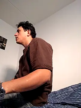 Snapshot of douglaszaens chatting on March 2026 02:50:01 AM douglaszaens online show from March 2026 02:50:01 AM