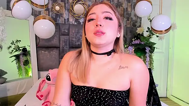 PatyLawrence online show from February 2026 04:21:01 AM