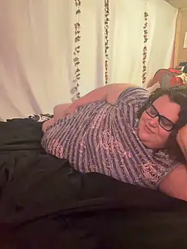 Snapshot of Fatpussybigass chatting on June 2026 03:08:02 AM Fatpussybigass online show from June 2026 03:08:02 AM