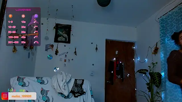 Nocturnawitch online show from May 2026 02:17:01 AM
