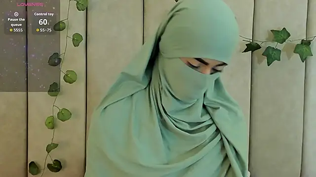 Snapshot of _Zahiira_ chatting on October 2025 11:52:01 AM Zahiira online show from October 2025 11:52:01 AM