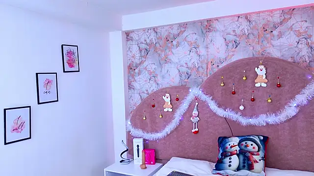 RavenGloomy online show from November 2025 03:25:01 PM