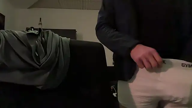 StudentBigD online show from April 2026 12:38:02 AM