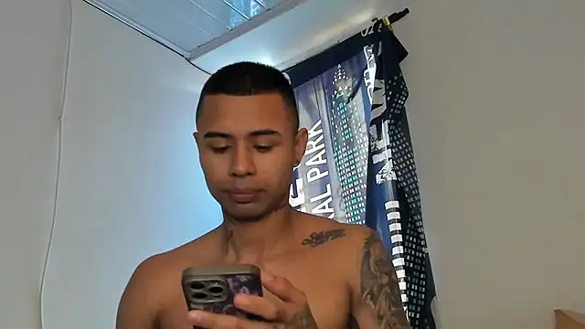  Logan Colton  online show from February 2026 04:56:02 PM