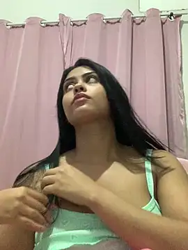 afroditii online show from November 2025 01:17:02 AM