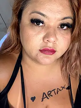 brunettecurves online show from January 2026 08:20:01 AM