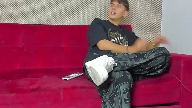 willy sexxx18 online show from February 2026 07:43:01 PM