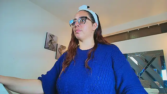 Snapshot of Rossi_ss1 chatting on February 2026 04:05:02 AM Rossi ss1 online show from February 2026 04:05:02 AM