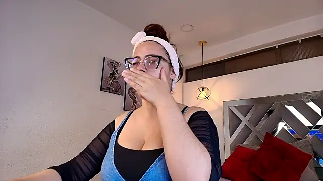 Snapshot of Rossi_ss1 chatting on March 2026 03:52:02 AM Rossi ss1 online show from March 2026 03:52:02 AM