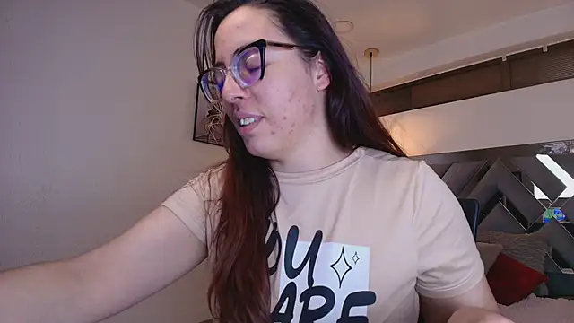 Snapshot of Rossi_ss1 chatting on March 2026 05:35:02 AM Rossi ss1 online show from March 2026 05:35:02 AM