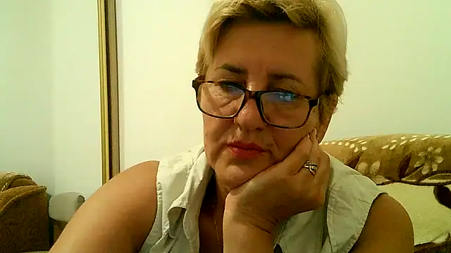 Dana4921 online show from September 2025 05:02:02 PM