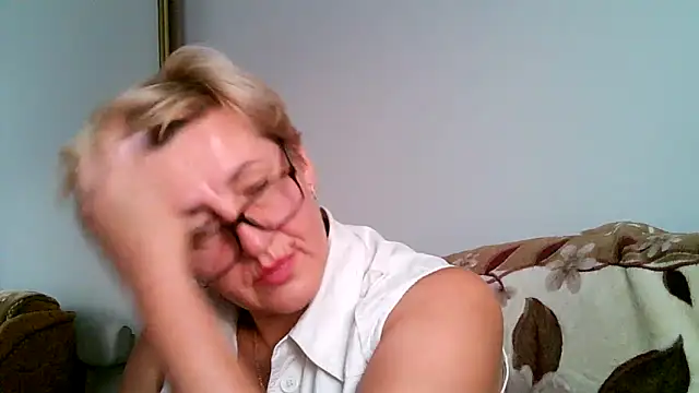 Dana4921 online show from September 2025 03:57:01 PM