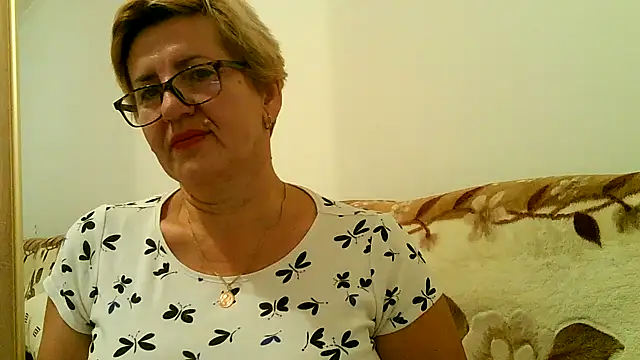 Dana4921 online show from October 2025 05:04:02 PM