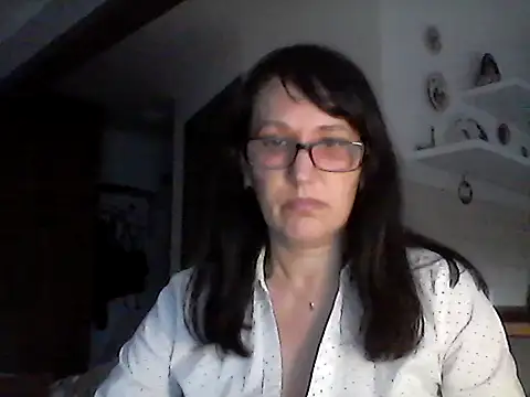 Elena48324 online show from April 2026 05:26:02 PM