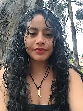 Snapshot of Yaya_watson chatting on May 2026 06:57:02 PM Yaya watson online show from May 2026 06:57:02 PM