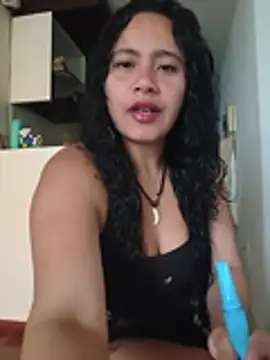 Snapshot of Yaya_watson chatting on June 2026 05:34:02 PM Yaya watson online show from June 2026 05:34:02 PM