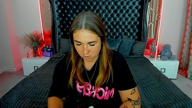 Sofii darling online show from July 2026 04:33:02 PM