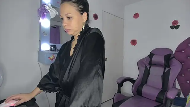Snapshot of soffy_rosses chatting on May 2026 04:51:02 AM soffy rosses online show from May 2026 04:51:02 AM