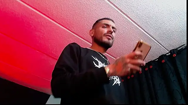 malek xarx  online show from October 2025 02:58:02 AM