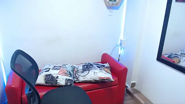 DIVAX MONSERRAT online show from September 2025 08:34:02 PM