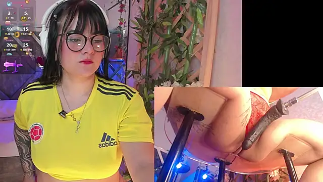 EternaAura online show from November 2025 01:11:02 PM