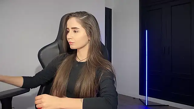 s meow online show from November 2025 12:35:01 AM