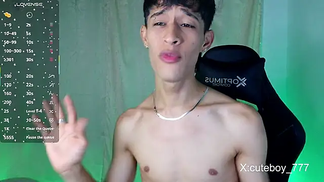 Snapshot of Danny_cute_05 chatting on May 2026 11:23:01 PM Danny cute 05 online show from May 2026 11:23:01 PM