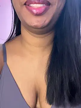 Snapshot of tamil_Aarathi chatting on June 2026 05:22:01 PM tamil Aarathi online show from June 2026 05:22:01 PM
