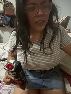 karysweetbeaury online show from October 2025 09:47:02 PM