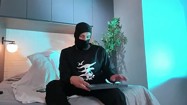 Dustin Sonne online show from September 2025 04:01:01 AM