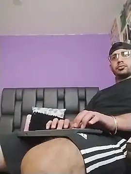 ashtoncooperr online show from January 2026 05:16:02 PM